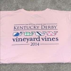 Vineyard vines t shirt